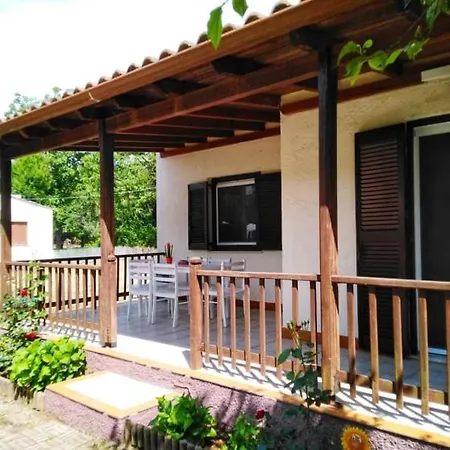 The Olive Garden House * Peritheia